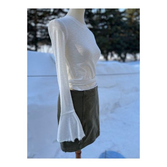 Free People Cecilia Tee Evening Cream XS NWT Bell Sleeves Sheer Fitted Crew - Picture 13 of 15